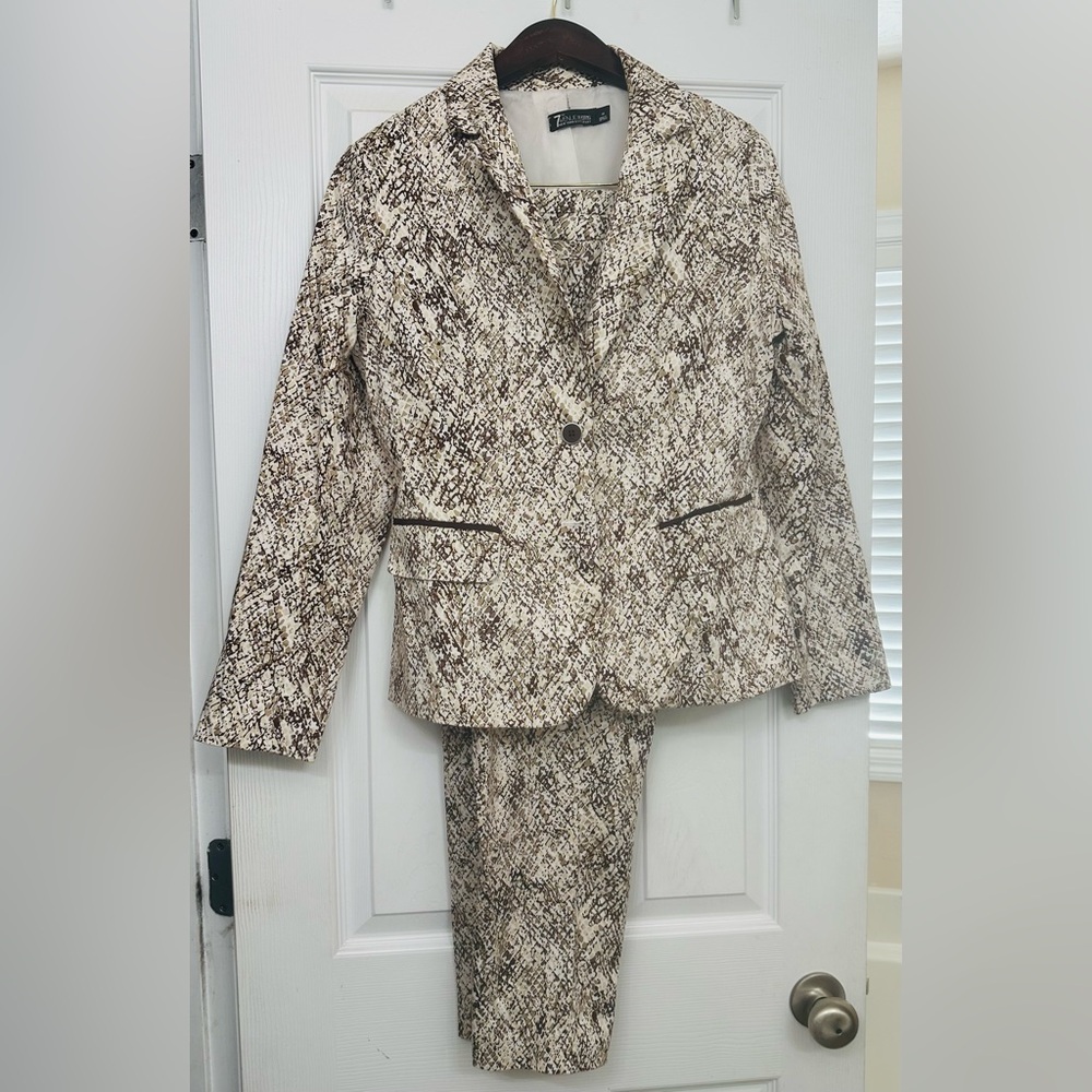 New York & Company Beige Snakeskin Suit